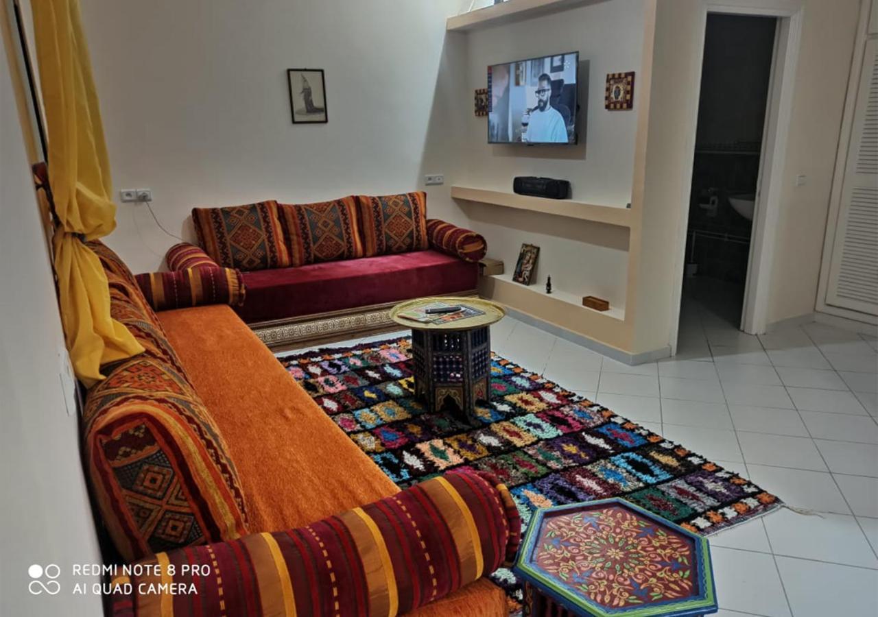 Appartement Julia Au Centre Ville Agadir Dans Residence Borj Dalat Екстериор снимка